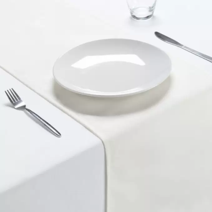 White Table Runner (108x 15)